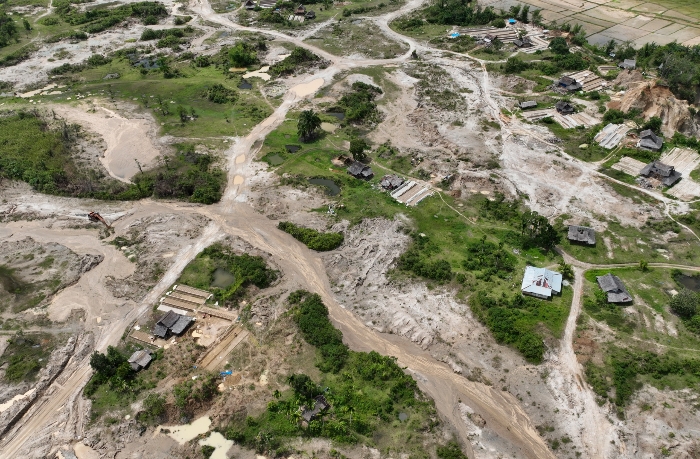 KLH segel tambang nakal di Sumbar pasca banjir