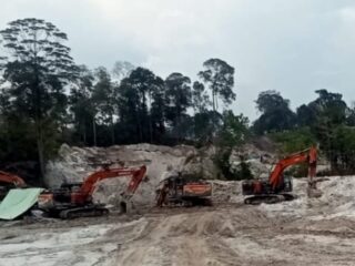 Menagih Janji Polda Kalbar, Alat Berat PETI Masih 'Bernapas' di Semoncol Kabupaten Sanggau